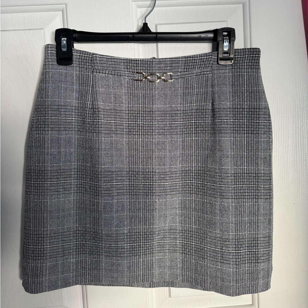 H&M Gray Checkered Plaid Pencil Skirt